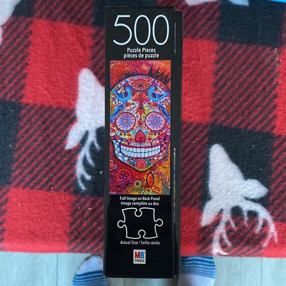 Intense Puzzles - Skull - Picture 2 of 3